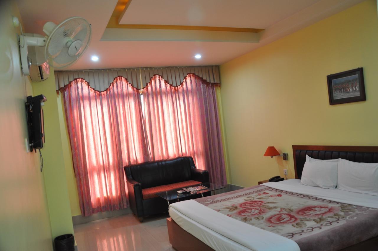 Hotel Dooars Mountain Alipur Duar Екстериор снимка