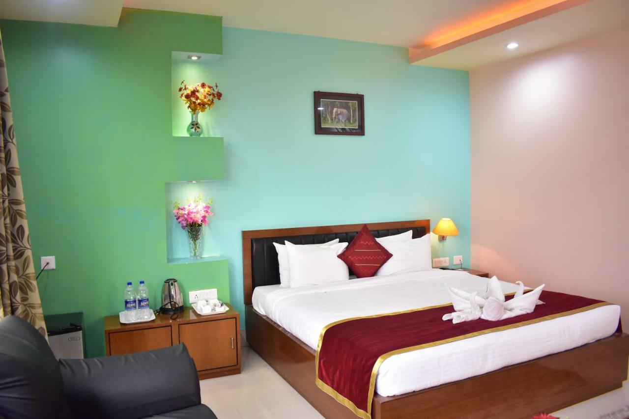Hotel Dooars Mountain Alipur Duar Екстериор снимка